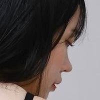 y_ennni Nude