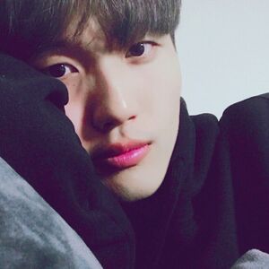 yang_sub Nude