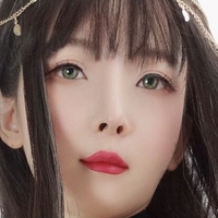 yixiaoyangzew Nude