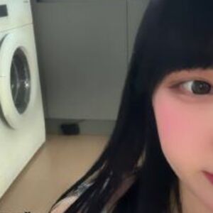 yjk011599 Nude