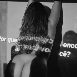 Yoná Schwartz Nude