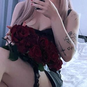 yourlili._ Nude