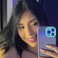 yourqueenluciia Nude