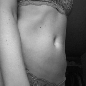 Yoyyets Nude