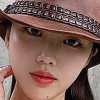 Yumin Lee Nude