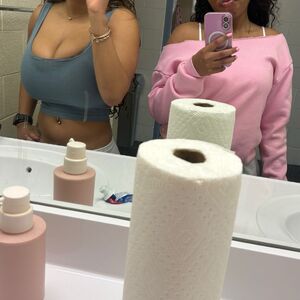 Yup_tay Nude