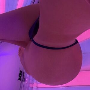 Yvniisbk Nude