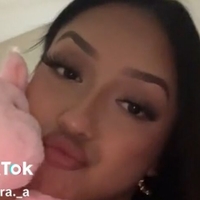 yyahaira._a Nude