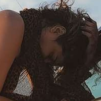 zamikizani Nude