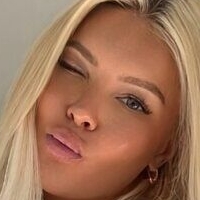 ZaraSky Nude