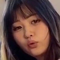 Zhou Yi Qin Nude