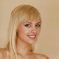 Zone Mae Nude