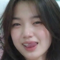 zurakyy Nude