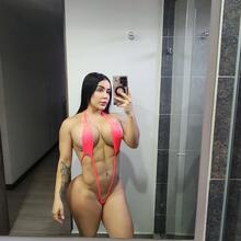 Nude