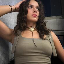  Nude