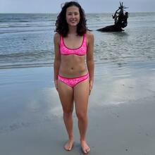  Nude