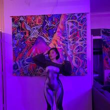  Nude