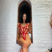  Nude