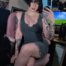  Nude