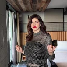 Alexandra Daddario Nude Leaks 2025 - Page 4 - Fapopedia