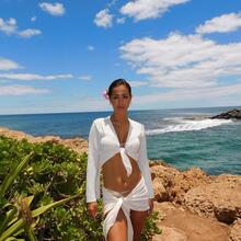  Nude