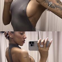  Nude