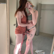  Nude