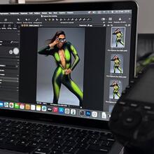  Nude