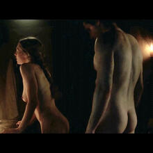  Nude