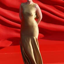  Nude