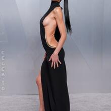  Nude