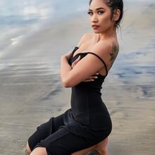  Nude