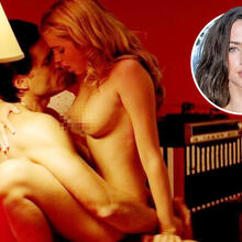  Nude
