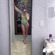  Nude