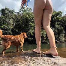  Nude