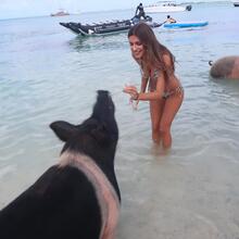  Nude