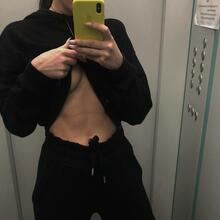  Nude