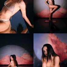  Nude