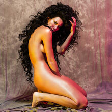  Nude