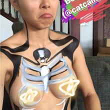  Nude