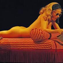  Nude