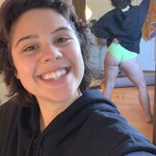  Nude