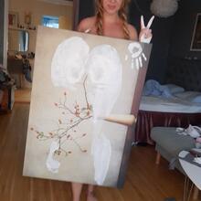  Nude