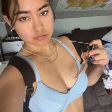  Nude