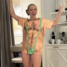  Nude