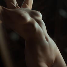  Nude