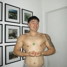  Nude