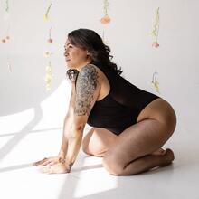  Nude