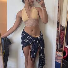  Nude