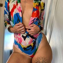  Nude